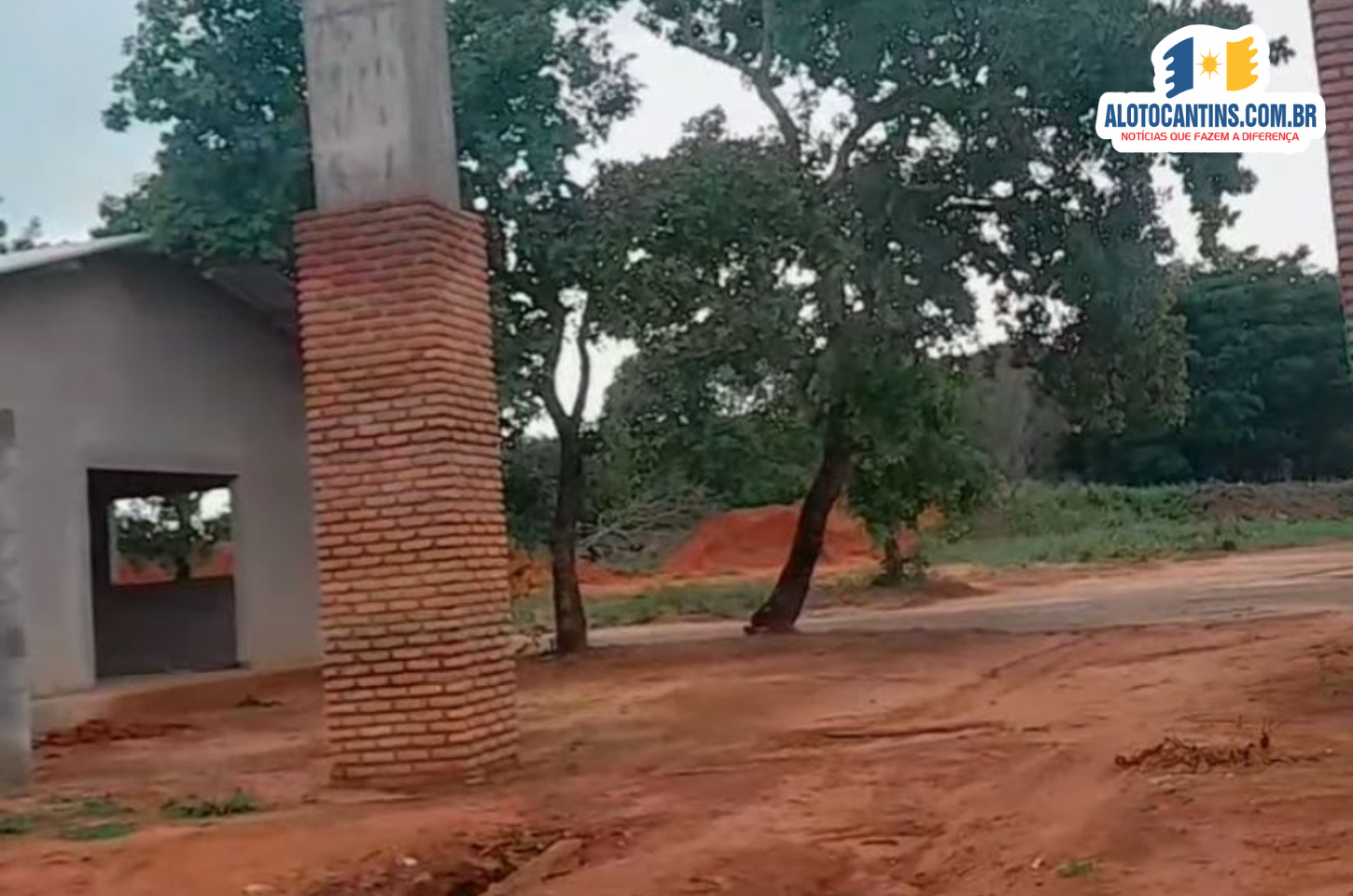 ABANDONO E DESCASO NA CIDADE DE ARAGUAINA POR PARTE DO MUNICÍPIO