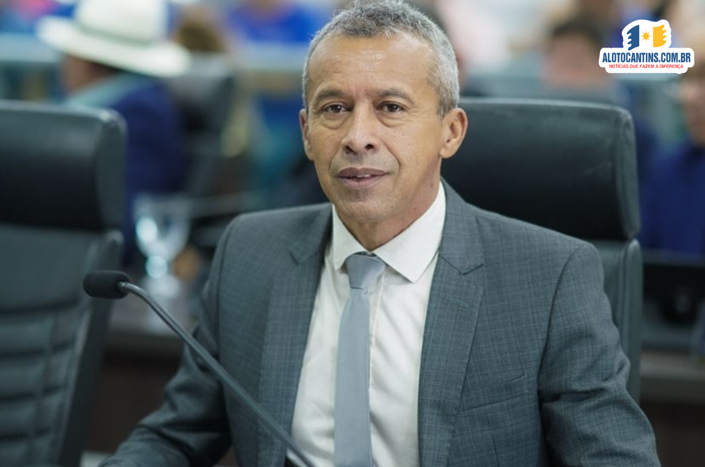 Vereador Tenente-Coronel Israel Convida Secretário.